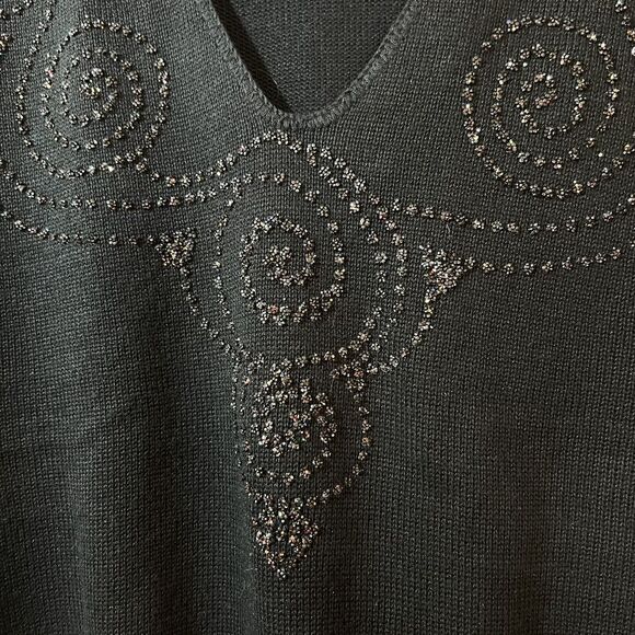 Vintage 80s Keneth too! Black Knit Sweater Swirl Beaded Short Sleeve V Neck - Picture 2 of 6